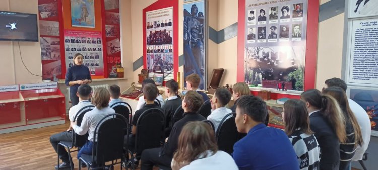 Поход в музей "Мужества и боевой славы"
